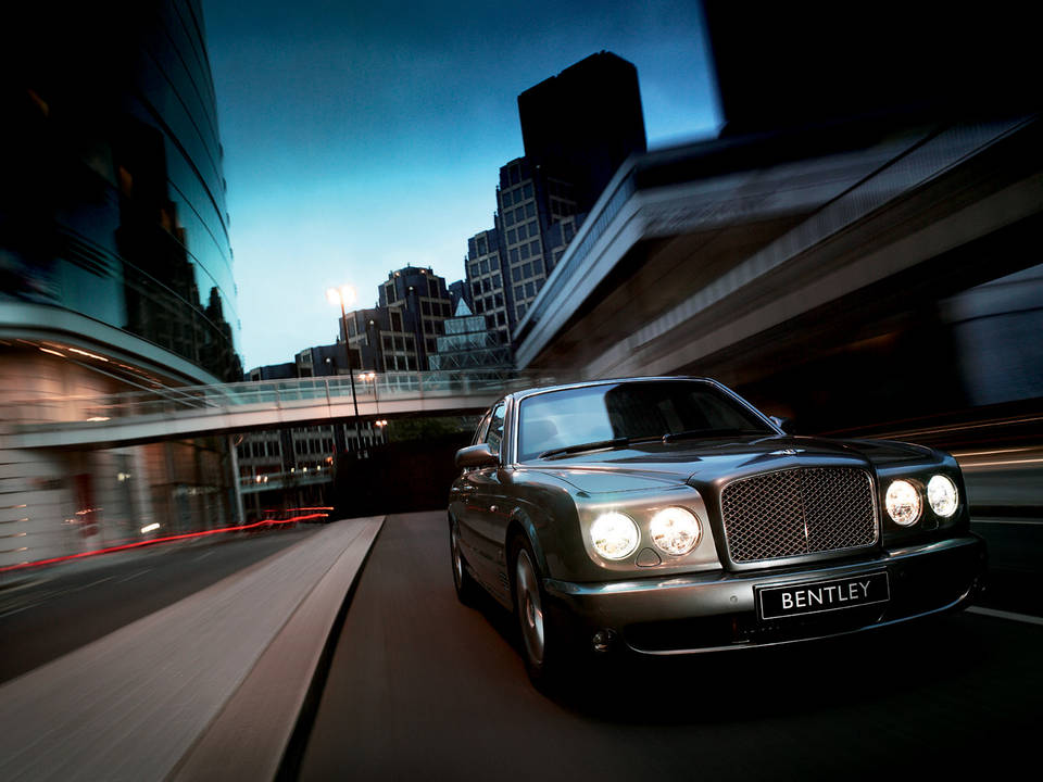 Bentley Arnage академег